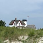 Intermediate: Stage Harbor Lighthouse, Chatham. 2.5mi. 8am.